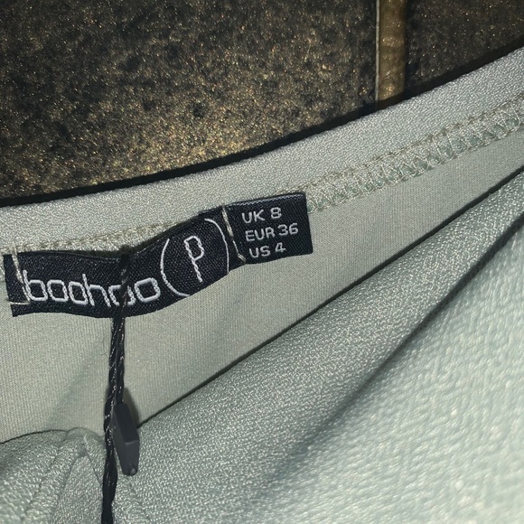 Off the shoulder mini dress - Picture 3 of 5